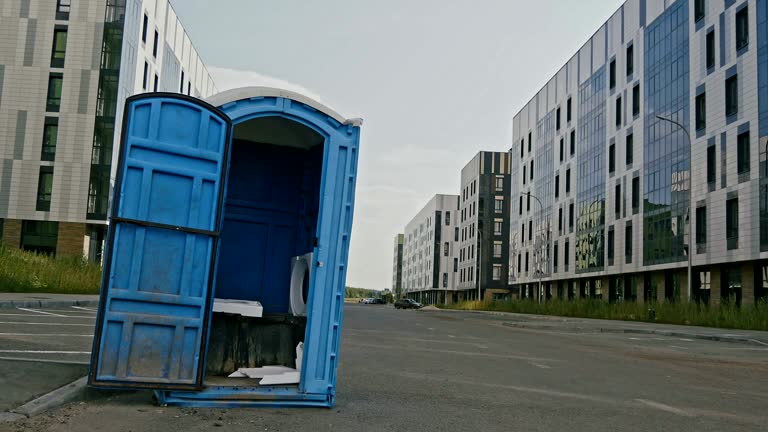 Best Deluxe Portable Toilet Rental  in Garnett, KS